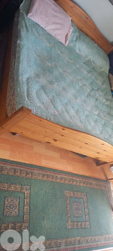 king size bed wood 1