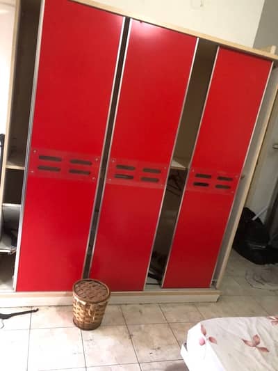 Bedroom For Sale / غرفة نوم للبيع