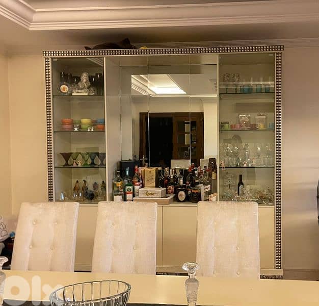 dinning room  and saloon 2