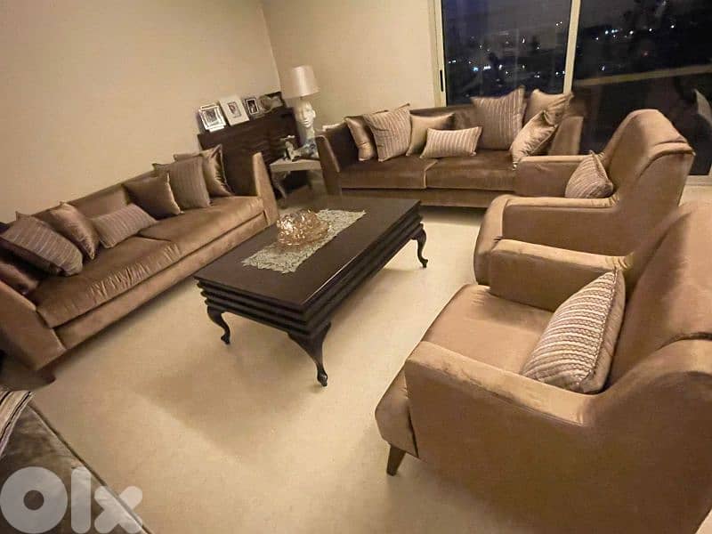 dinning room  and saloon 6