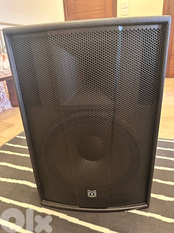 MARTIN AUDIO SPEAKERS 1