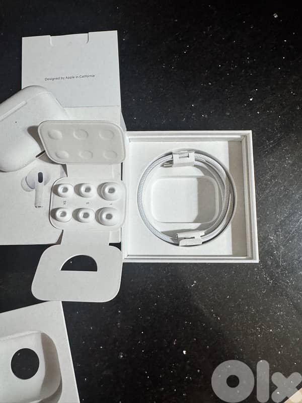 Apple Airpods Pro 2nd generation 1