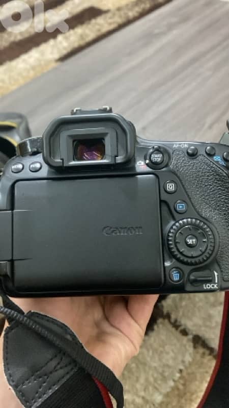 camera canon 80 d body only 1