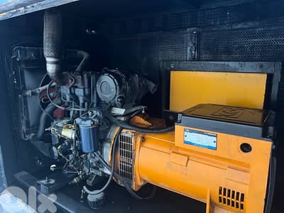 Lister Petter 8KVA مولّد