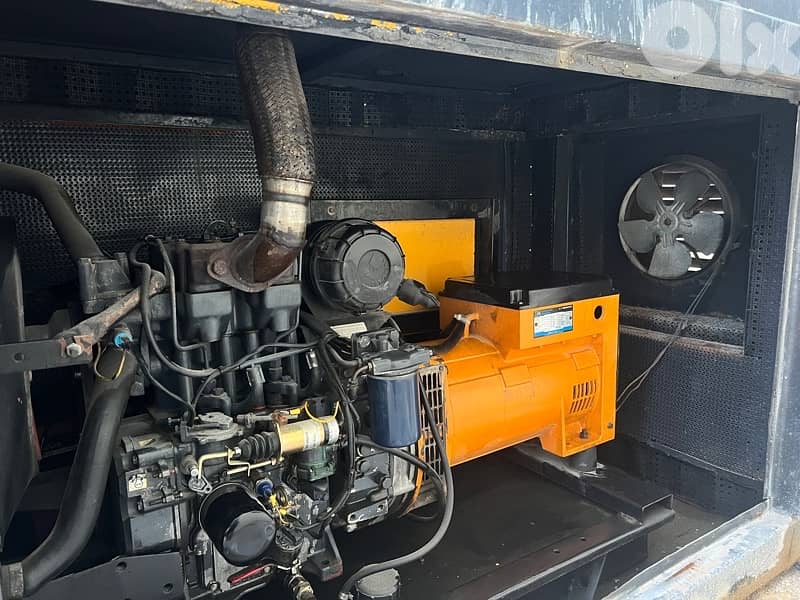 Lister Petter 8KVA مولّد 10