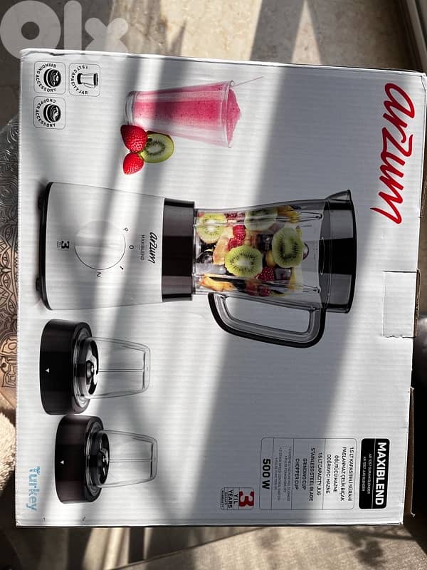 NEW BLENDER IN BOX ARZUM set of 3 3