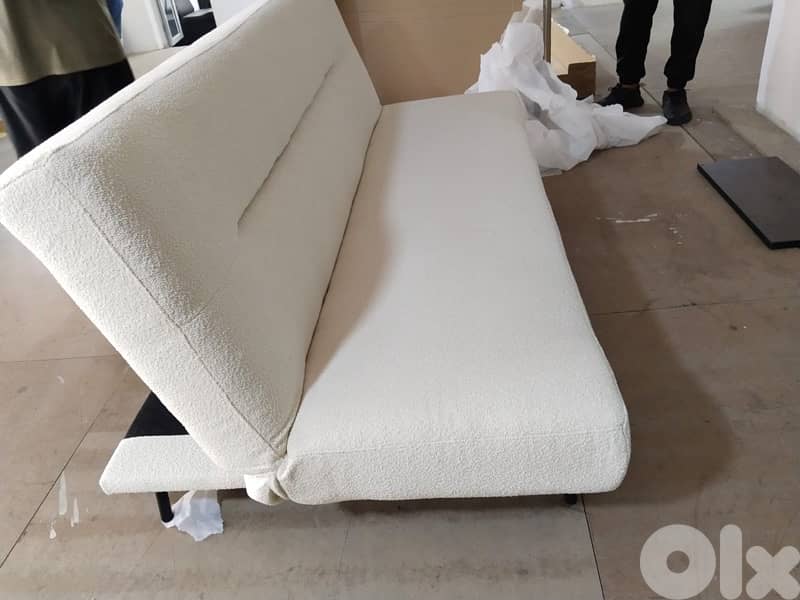 offwhite sofa bed 2
