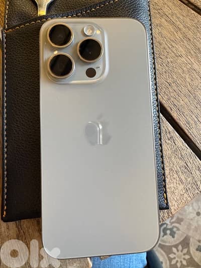 iphone 15 pro 256gb Natural titanium