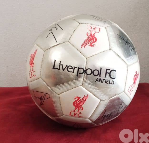 طابات فوتبول لدورات من اسبانيا شي مرتب كتير 3