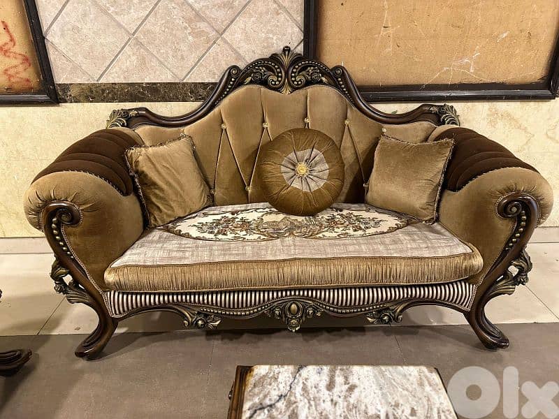 طقم كنبايات مصري حفر خشب زان اربع قطع وطاولة 4