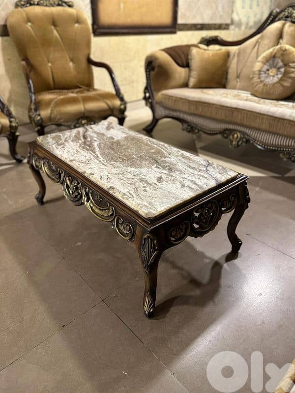 طقم كنبايات مصري حفر خشب زان اربع قطع وطاولة 8