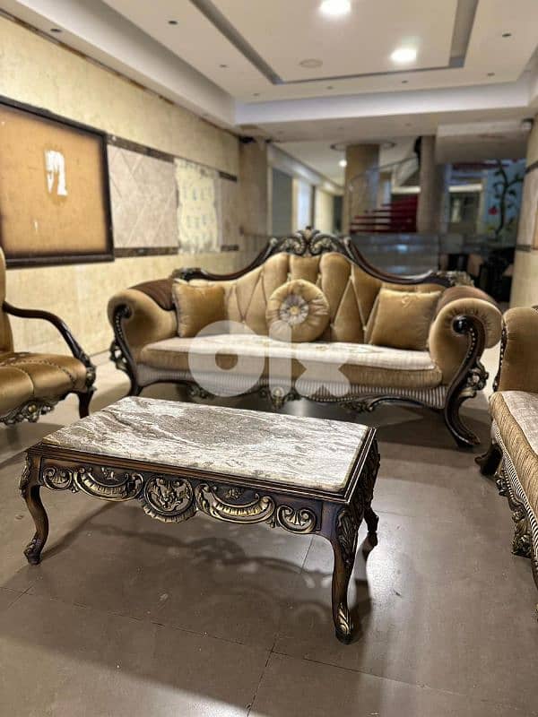 طقم كنبايات مصري حفر خشب زان اربع قطع وطاولة 9