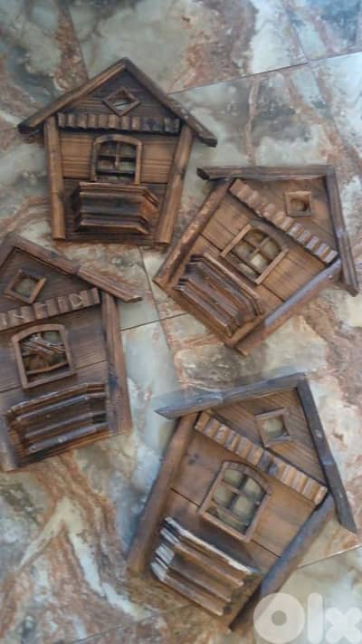 مجسمات خشبيه