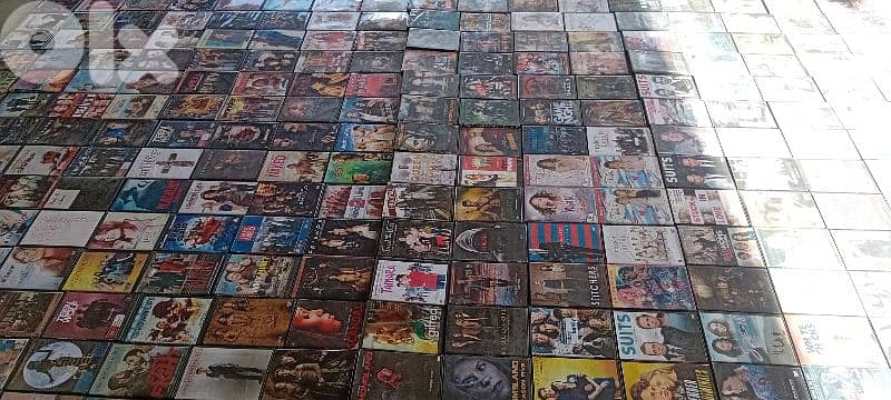 CD العاب وأفلام 1