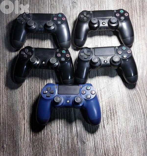 ps4 slim 1 terra + Games + controllers 2