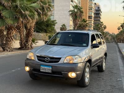 Mazda Tribute 2002 (4WD) super clean car