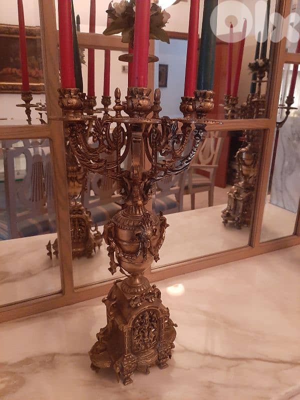 شمعدان عدد ٢ للبيع 1