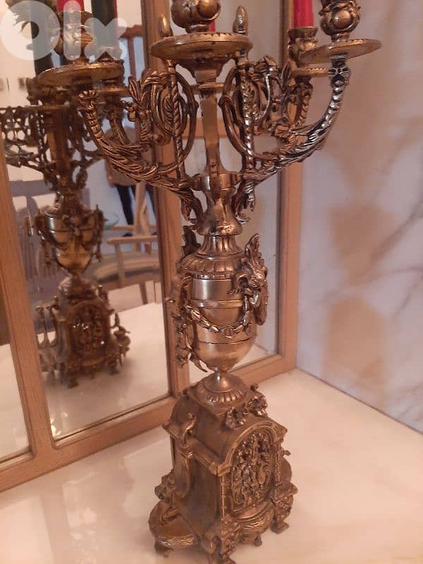 شمعدان عدد ٢ للبيع 2