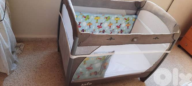 Child's crib for sale