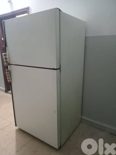 براد بحالة جيدة جداً