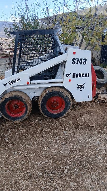 بوب كات مركبات ثقيله 4