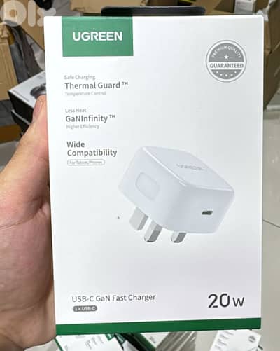 Ugreen 20w usb-c Gan fast charger 3pin white Cd137