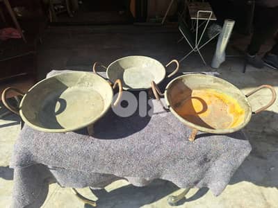 صواني نحاس احمر انتيك عدد٣