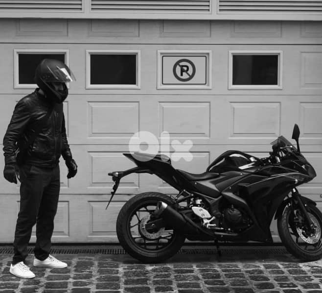 Yamaha R3 1