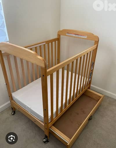 kids wooden crib bed سرير اطفال خشبي