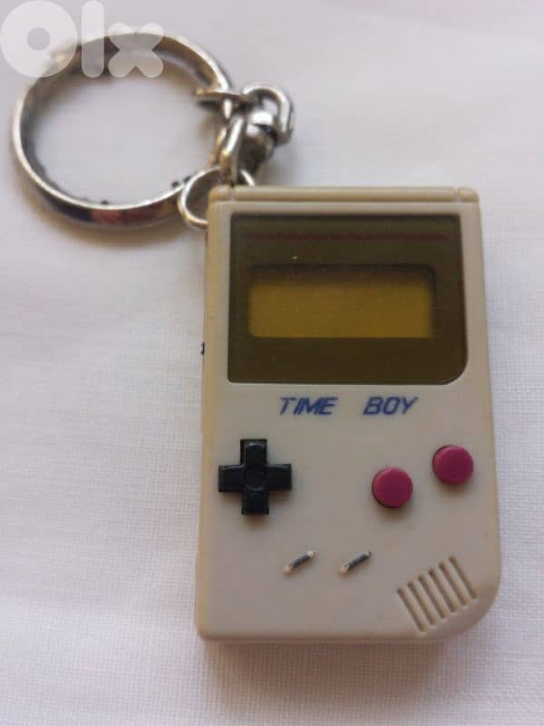 Vintage Gameboy keychain watch (+Nintendo card club) - Not Negotiable 1