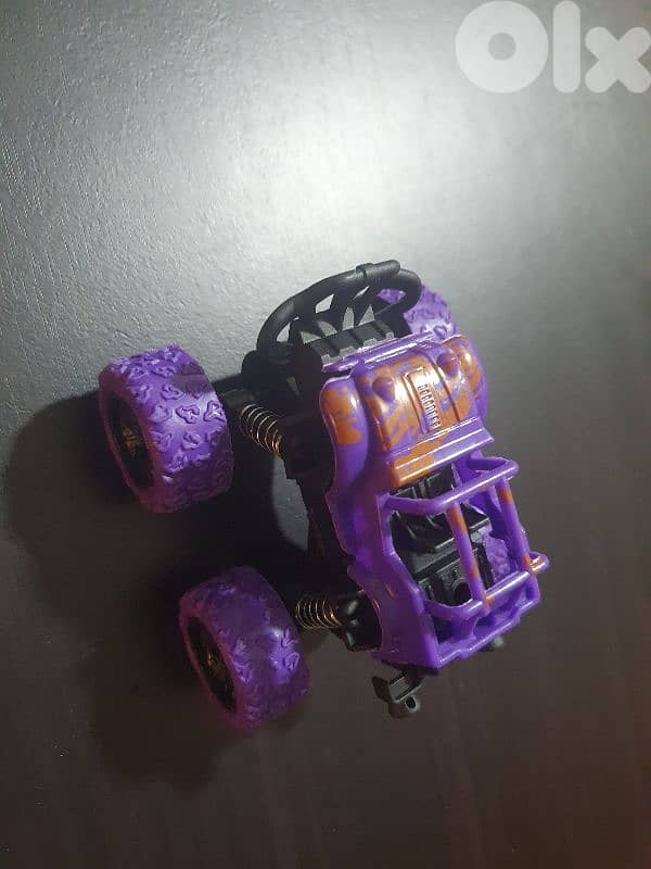 MONSTER TRUCK INERTIA 1