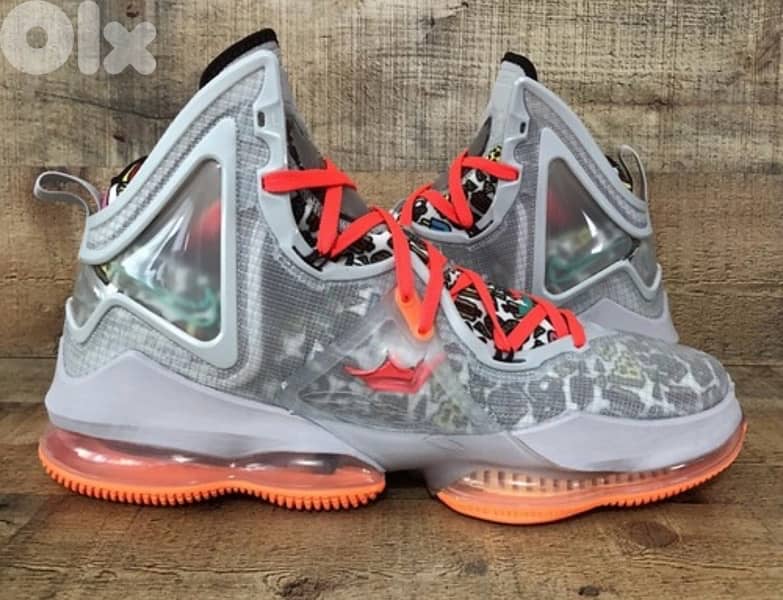 lebron james shoes new never used size 44-45 1