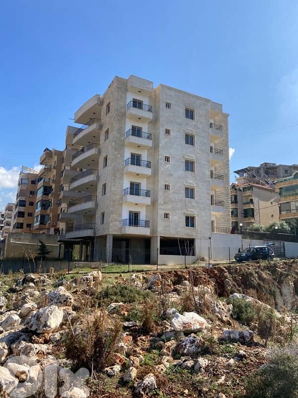Building for sale in Aramoun 4