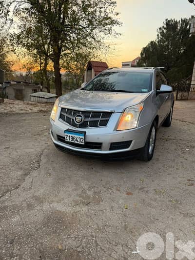 كاديلاك اس آر اكس 2011