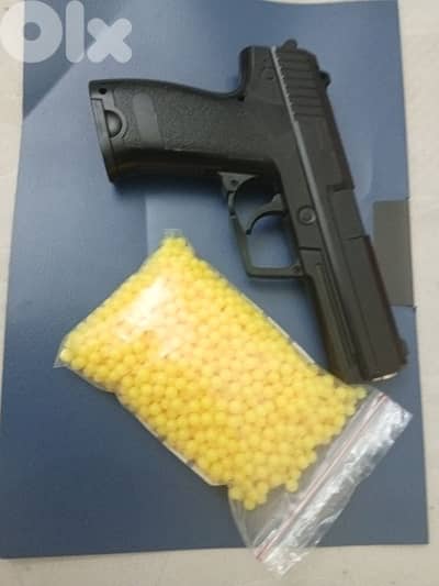 fa. r. . e. . d . . . kh. . a. . r. a. z