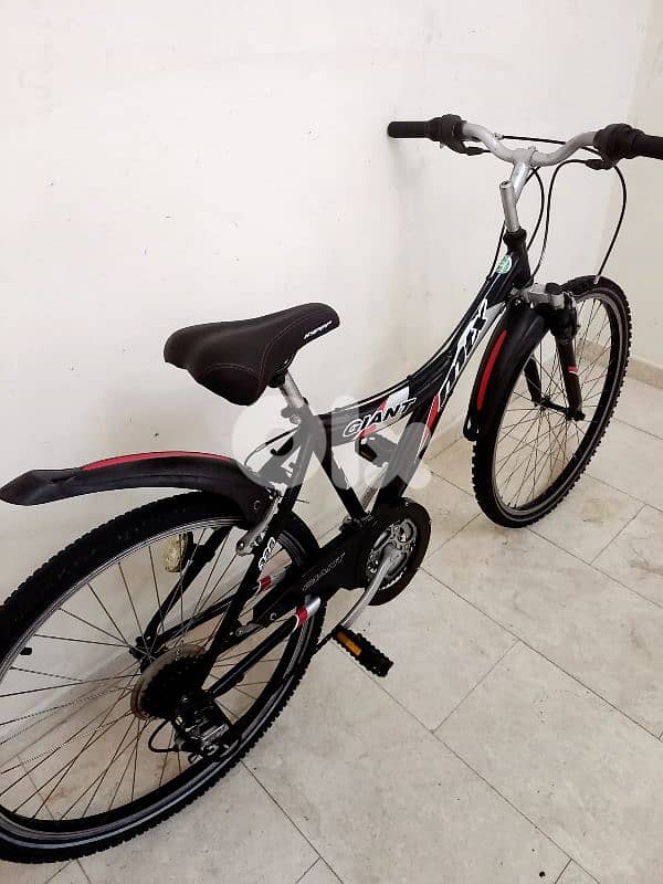 بسكليت Giant 2