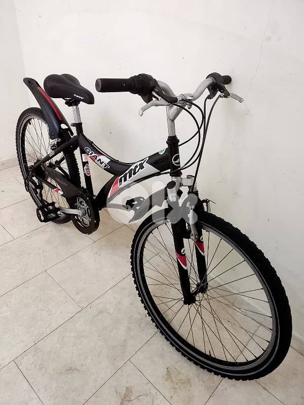 بسكليت Giant 5