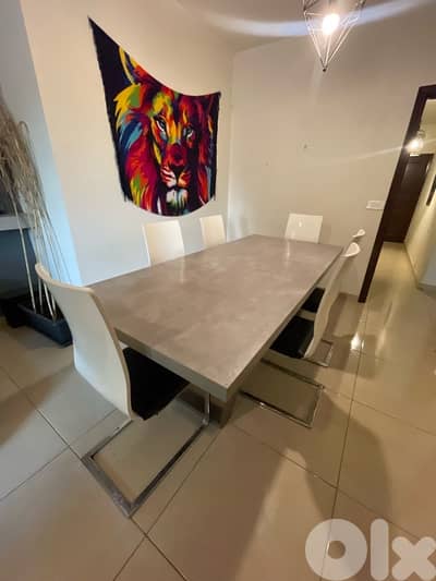 dining table + 6 chairs