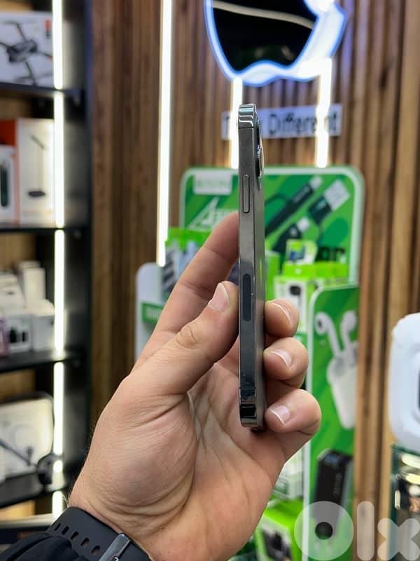 iPhone 12 Pro 128Gb no face id battery 85% used like new 1