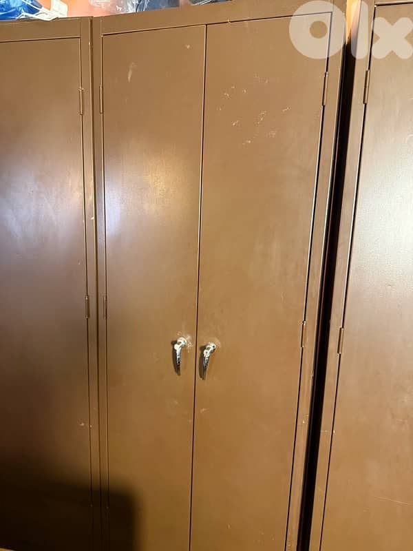 ٤ خزاين حديد 1