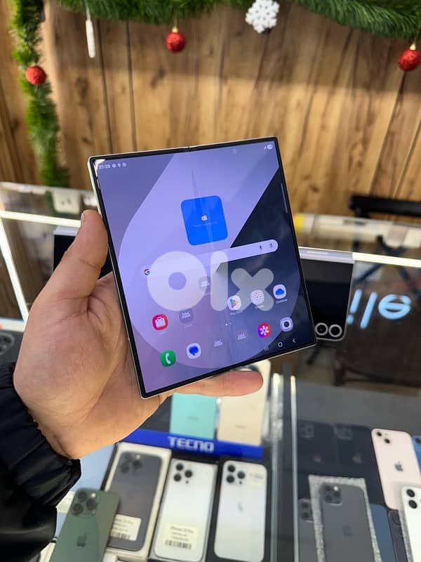 Samsung Galaxy Z fold 6 & Z Flip 6 256Gb super clean 3