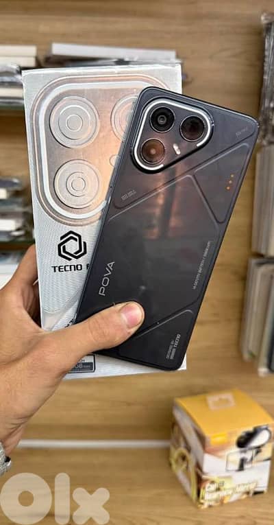 Tecno Pova 7 5G 256GB 16ram
