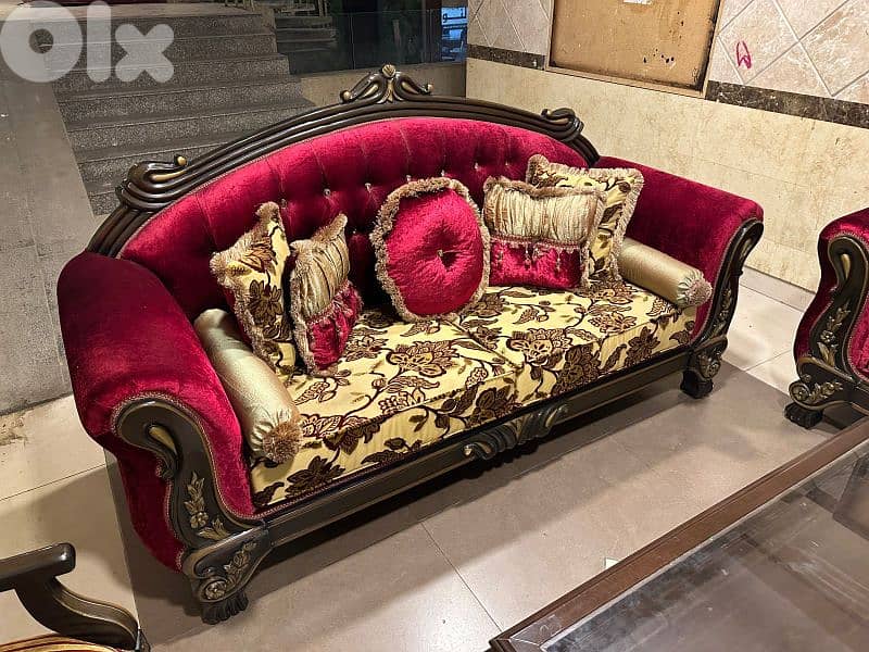 طقم كنبايات شغل توصاية اربع قطع وطاولة قماش وردة كتير مرتب 1