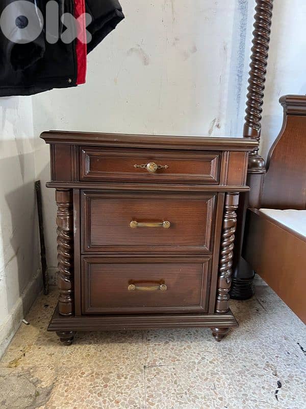 اوضة نوم خشب زان ولاتي كلا ملبسة قشرة سنديان 2