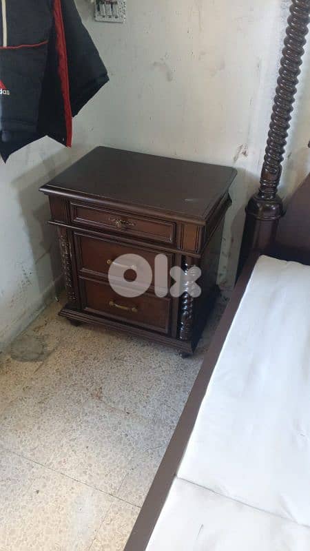 اوضة نوم خشب زان ولاتي كلا ملبسة قشرة سنديان 3