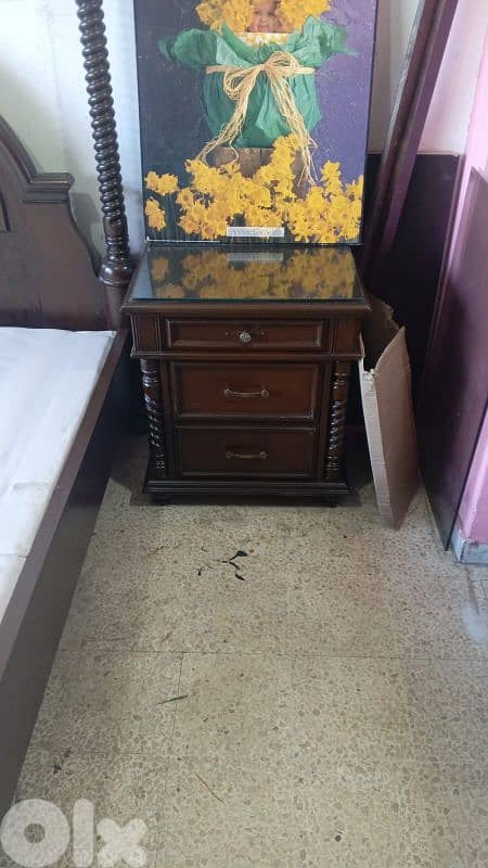 اوضة نوم ملكية خشب زان ولاتي كلا ملبسة قشرة سنديان تخت ملكي 7