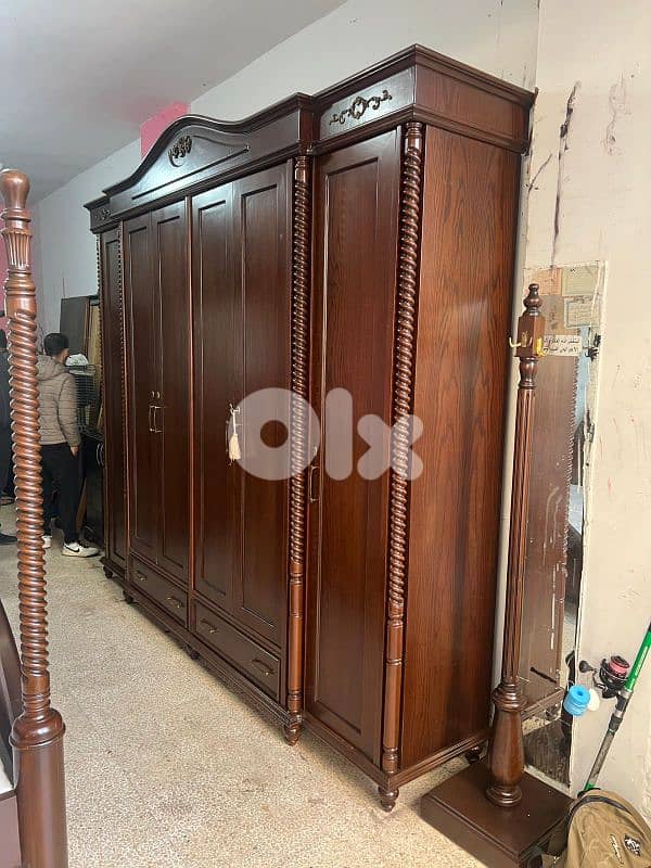 اوضة نوم ملكية خشب زان ولاتي كلا ملبسة قشرة سنديان تخت ملكي 12