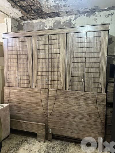 اوضة نوم شغل توصاية تختين مفرد ونص مع فرشات شبه جديدة