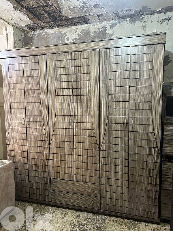 اوضة نوم شغل توصاية تختين مفرد ونص مع فرشات شبه جديدة 11