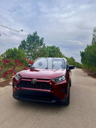 Toyota Rav 4 2021 like new 30 000 miles